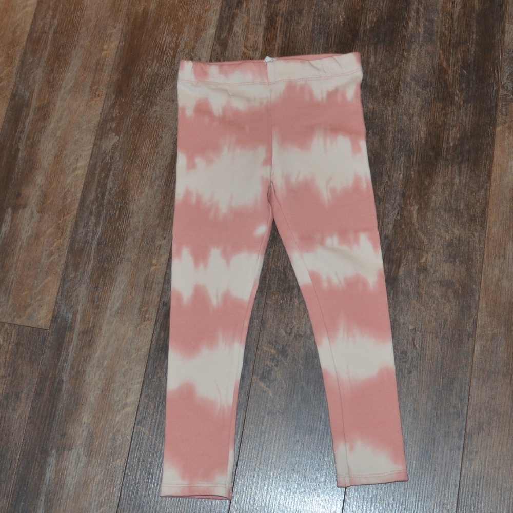 NWOT Peach and White Leggings